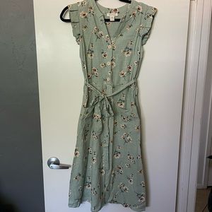 Green floral print midi dress